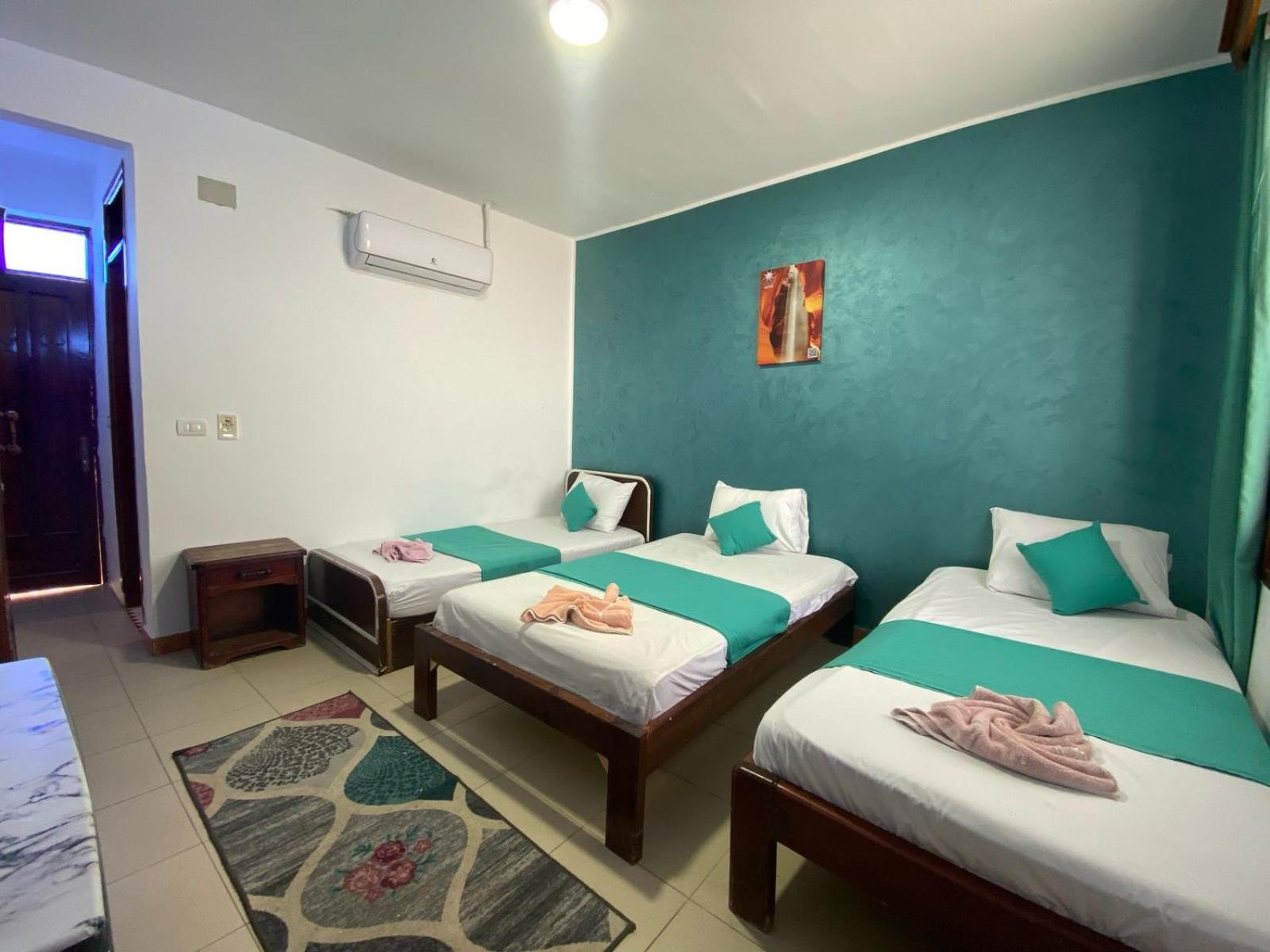 Octopus Hotel Dahab Exterior photo